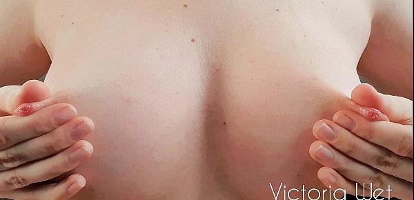  Victoria Wet - plays with nipples